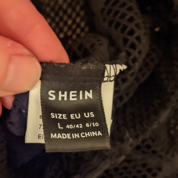 Black skeleton flared mesh pants - Picture 3 of 5